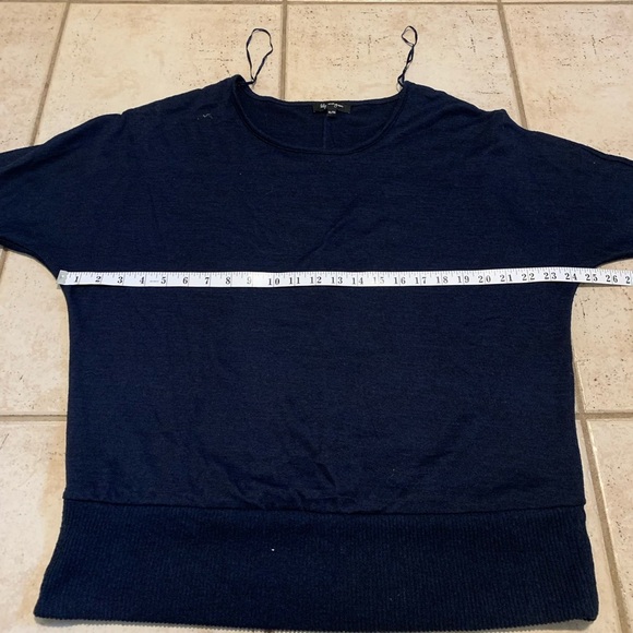 Lily Morgan Navy Blue Sweater with Button Cuffs XL - Picture 2 of 5